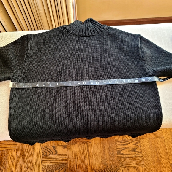 New! J.Crew in Medium Black Mockneck Sweater in Cotton Blend NWT - Picture 4 of 8